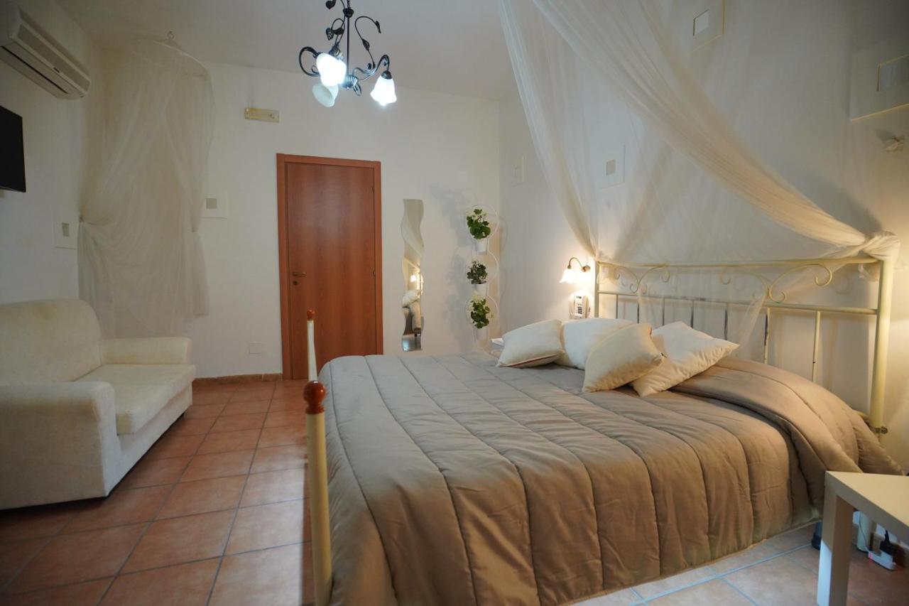 Hotel Stefany Lago Patria Extérieur photo